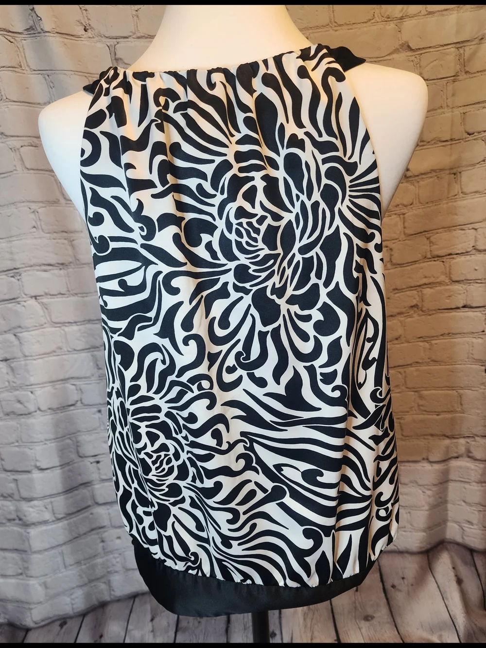 Ann Taylor Black and White Halter Blouse - Picture 5 of 5